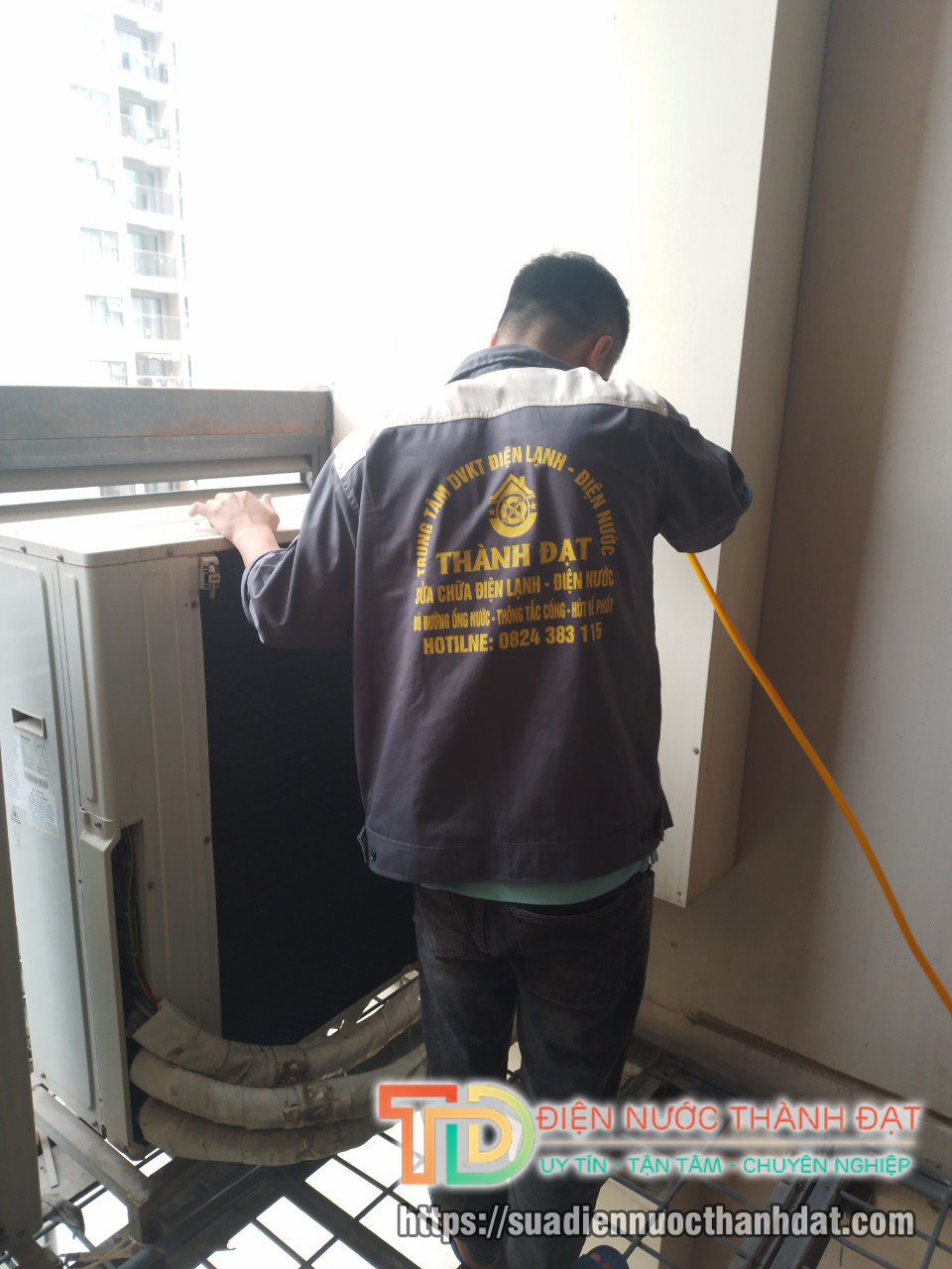 Thợ lắp đặt sửa chữa điều hòa tại Hà Nội - Thành Đạt