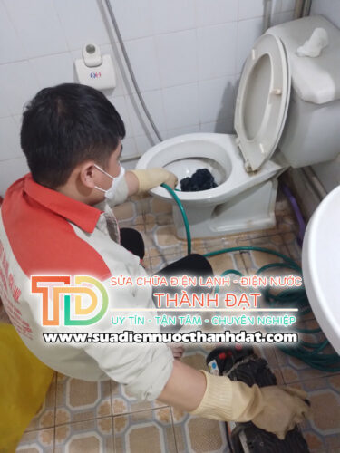 Dịch vụ thông tắc cống, thông bồn cầu giá rẻ